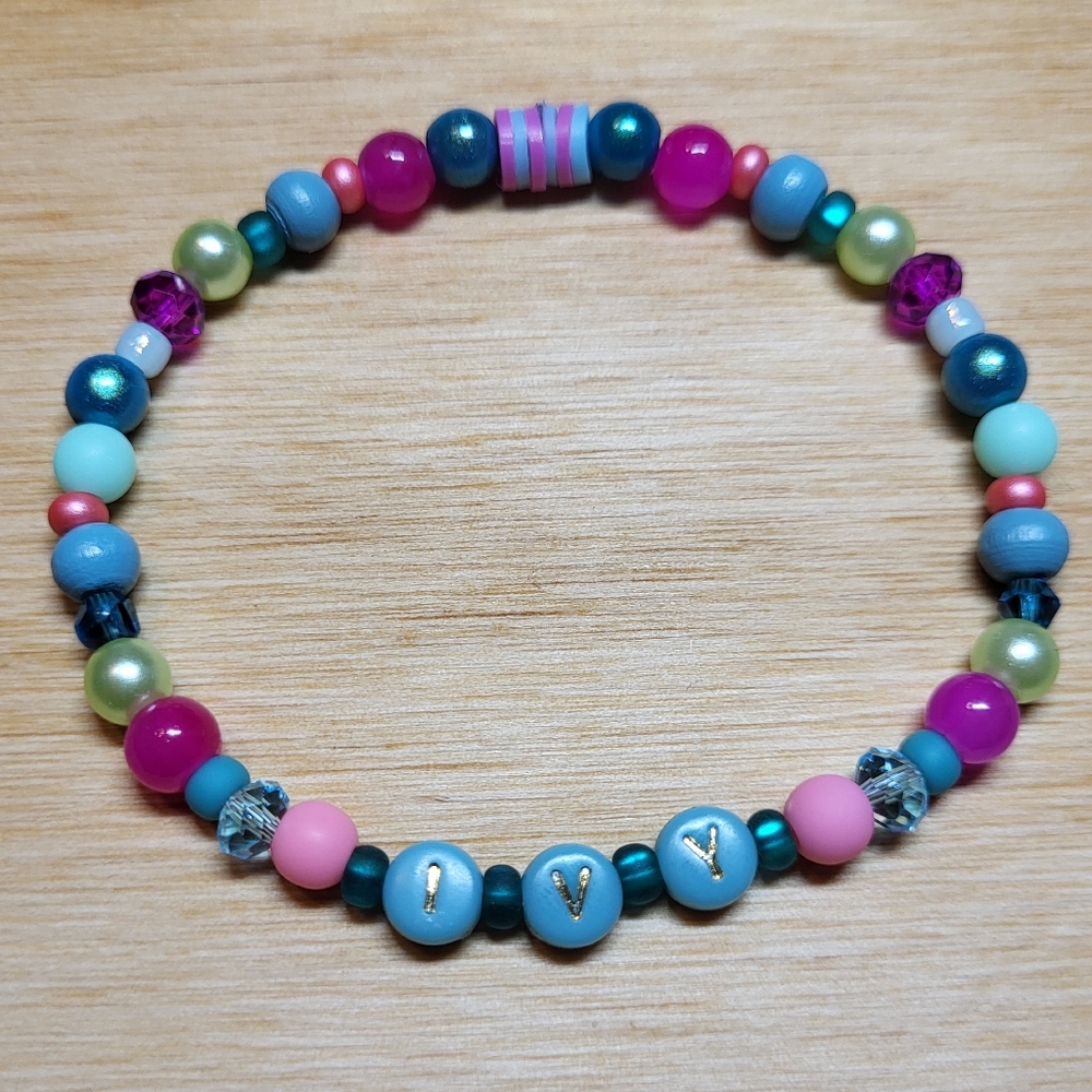 Ivy- Evermore Taylor Swift Friendship Bracelet, Size 7.5"
